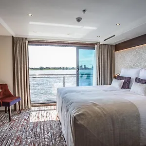 Viva Riverside Altstadt Hotel Dusseldorf